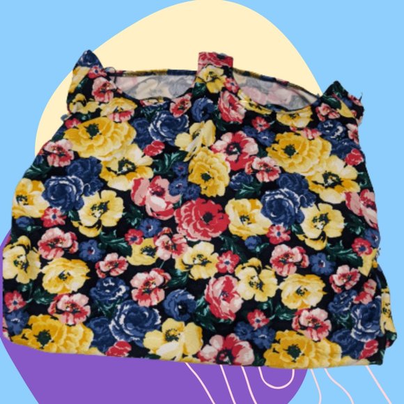 Plus Structured Undercup Floral Skirt - Picture 3 of 3